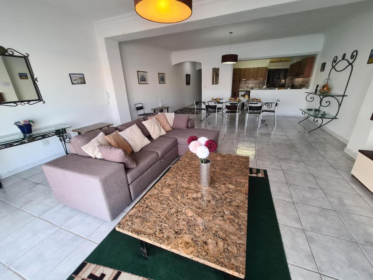 Spacious Seafront Apt Next To Sliema-Valeta Ferry Exterior photo
